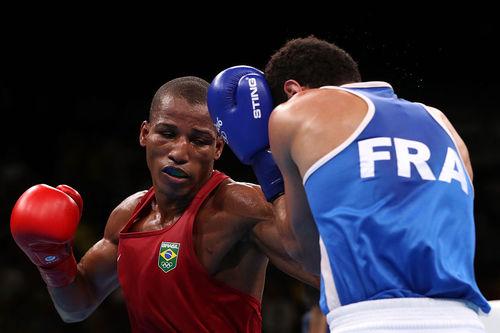 Brasileiro foi absoluto sobre o francês / Foto: Al Bello / Getty Images