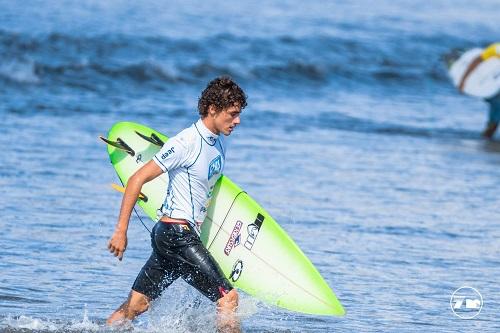 Em seu primeiro pódio, Theo Fresia, garantiu o importante terceiro lugar no Alas Latin Pro / Foto: Divulgação