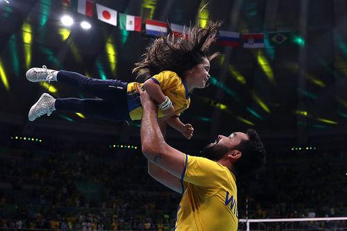 William brinca com sua filha após a vitória / Foto: Patrick Smith / Getty Images