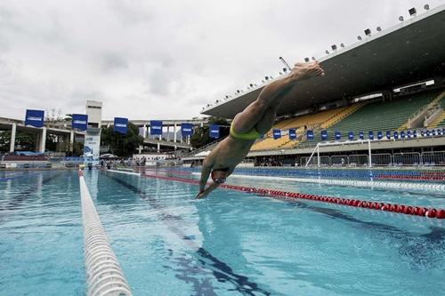 Parque aquático servirá para aclimatação de delegações, enquanto o estádio será a sede dos jogos de vôlei / Foto: Getty Images