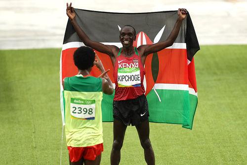 Kipchoge foi o campeão no Rio / Foto: Buda Mendes / Getty Images