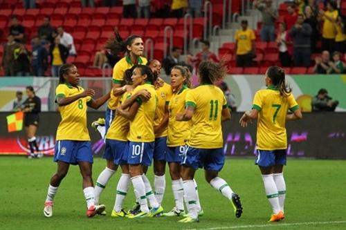 O objetivo é a preparação para a Copa do Mundo de 2015 e os Jogos Rio 2016. Equipe treinará na Granja Comary, em Teresópolis (RJ) / Foto: André Borges / GDF