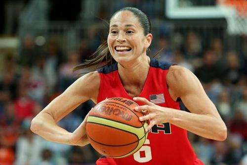 Tricampeã Olímpica, Sue Bird é uma das estrelas da seleção dos Estados Unidos na Copa do Mundo / Foto: Getty Images / Christian Petersen