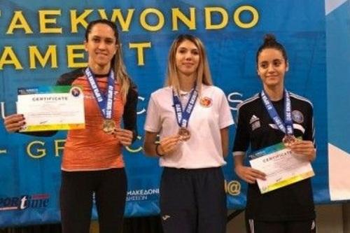 Ouro e bronze / Foto: Divulgação/CBTKD