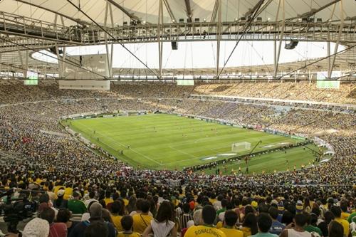 Torcida fez a festa no empate em 2 a 2 entre Brasil e Inglaterra / Foto: Luiz Guilherme Fernandes