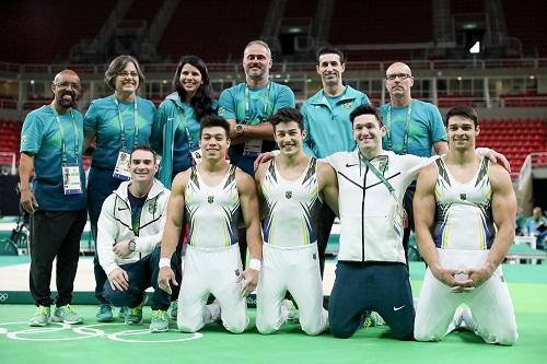 Com equipe composta por dois atletas especialistas e três generalistas, brasileiros fazem as classificatórias neste sábado (6), das 10h30 às 21h / Foto: Ricardo Bufolin/CBG