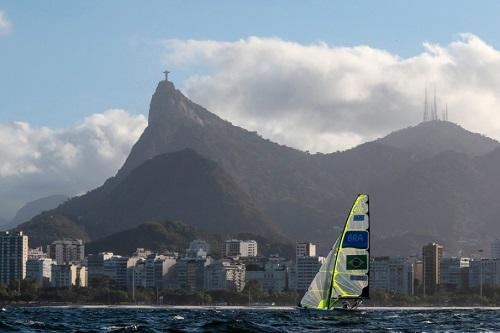 Dupla teve um bom começo de competição nesta sexta-feira (12) na Baía de Guanabara / Foto: Marcelo Pereira/Exemplus/COB