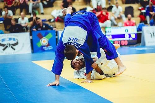 Jovem equipe brasileira encerrou a competição com dois ouros, duas pratas, três bronzes e o primeiro lugar no quadro geral de medalhas, na Estônia / Foto: Martin Krauss/EJU