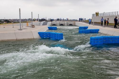 Acionamento das bombas do canal de canoagem slalom, no Parque Olímpico de Deodoro / Foto: Miriam Jeske / Heusi Action / Brasil2016.gov.br