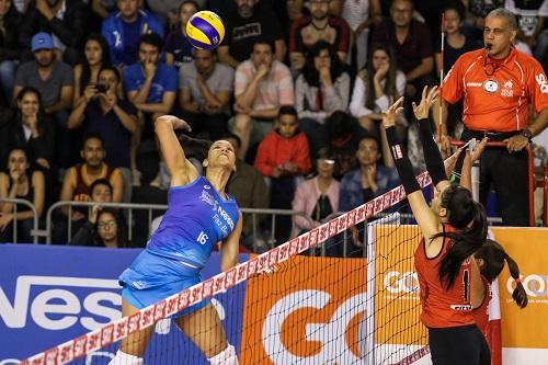 O time de Osasco enfrenta o São Cristóvão Saúde/São Caetano no sábado (7), às 20h, horário local, pela abertura do segundo turno da Superliga / Foto: Gabriel Inamine/Fotojump