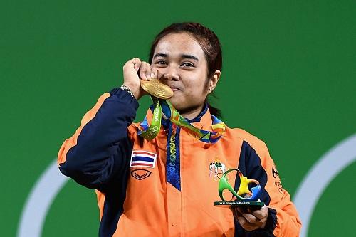 Sopita Tanasan venceu a disputa na categoria até 48kg entre as mulheres / Foto: David Ramos/Getty Images