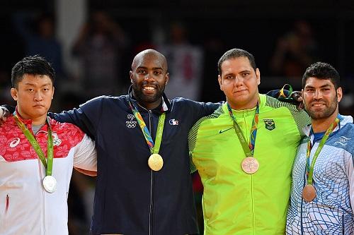 Judoca se recuperou da derrota para Teddy Riner para buscar o terceiro lugar na repescagem / Foto: Pascal Le Segretain/Getty Images