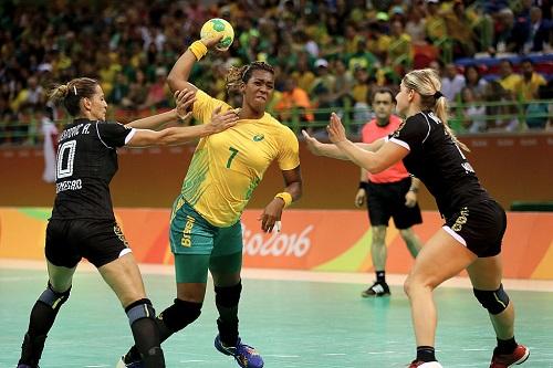 Federação da Rússia x Angola, Noruega x Suécia e França x Espanha são os outros confrontos / Foto: Elsa/Getty Images