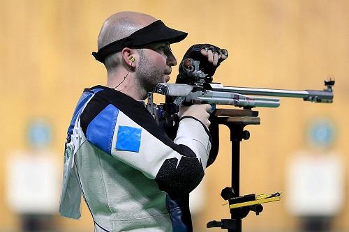 Campeão na carabina de ar 10m, italiano Niccolo Campriani venceu também na carabina 3 posições 50m / Foto: Sam Greenwood/Getty Images