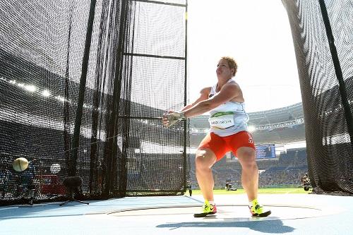 Anita Wlodarczyk obteve marca de 82,29m e ganhou o ouro com boa margem / Foto: Alexander Hassenstein/Getty Images