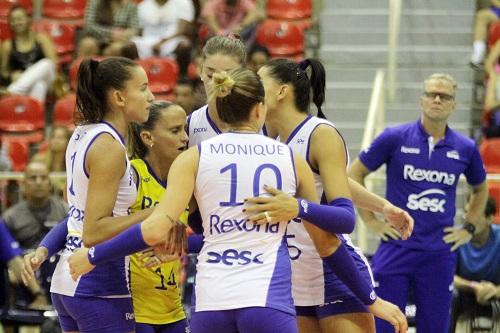 Equipe carioca larga na frente no primeiro duelo das quartas de final / Foto: Alexandre Arruda/Divulgação Rexona-Sesc