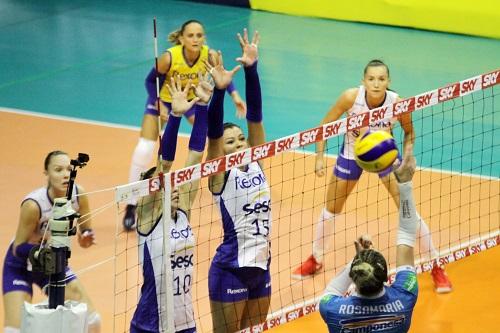 Equipe carioca enfrenta o Minas nesta terça, em Belo Horizonte, e precisa de uma vitória para seguir lutando por uma vaga na final / Foto: Alexandre Arruda/Divulgação Rexona-Sesc 