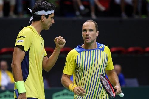 Bellucci e Monteiro jogam neste domingo para concluir o confronto com a Bélgica / Foto: Cristiano Andujar/CBT