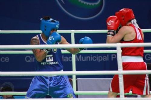 Adriana é a primeira pugilista classificada / Foto: CBBoxe