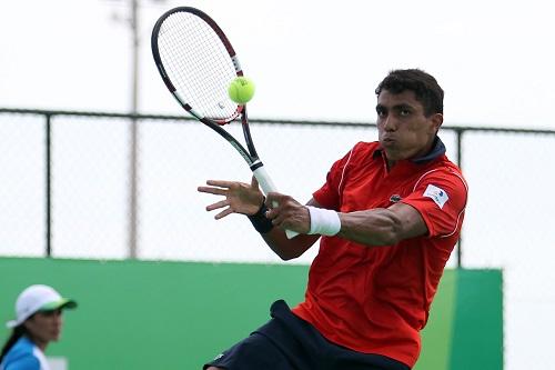 Capitão João Zwetsch promove a estreia de Thiago Monteiro defendendo o time brasileiro / Foto: Cristiano Andujar/CBT