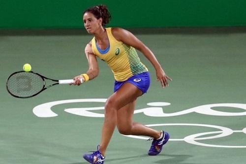 Teliana Pereira e Paula Gonçalves foram eliminadas pelas espanholas Garbine Muguruza e Carla Navarro / Foto: Cristiano Andujar/CBT