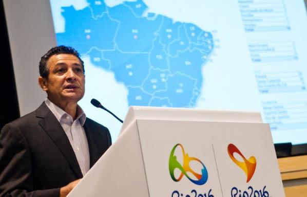 O Diretor Agberto Guimarães apresenta os selecionados / Foto:  Sergio Huoliver/Rio 2016