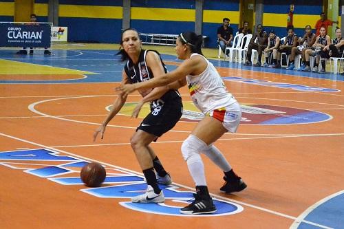 Com o resultado, as comandadas de Vendramini ficam a uma vitória de garantir vaga na finalíssima da competição nacional / Foto: Paulo de Tarso Jr/Sampaio Corrêa Divulgação