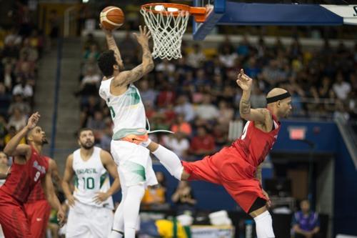 Seleção brasileira acertou 16 bolas de três ponto / Foto: Divulgação / COB