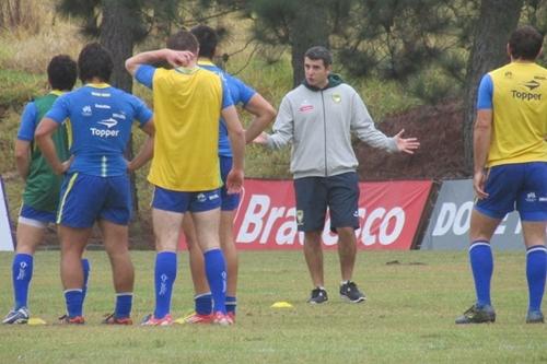 Com apenas 38 anos, Andrés já comanda os brasileiros / Foto: Divulgação / CBRu