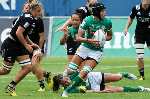 Equipe caiu no "grupo da morte" na 3ª etapa da Série Mundial de Sevens Feminino / Foto: Divulgação CBRu