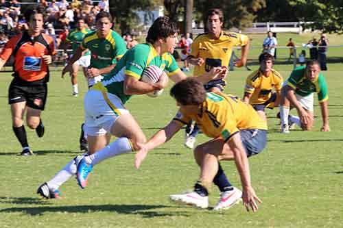 A seleção brasileira masculina de rugby encerrou no sábado, dia 30 de Março, a série de amistosos na Argentina com uma vitória histórica  / Foto: Andrea Sosa