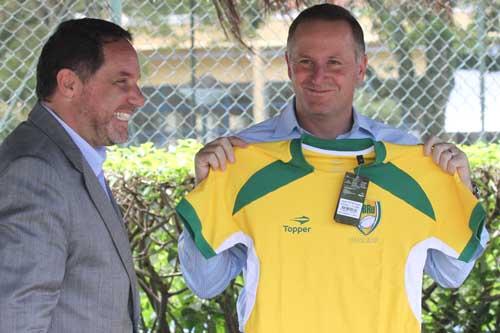 Primeiro Ministro com a camisa da seleção brasileira de rugby / Foto: João Neto/Fotojump