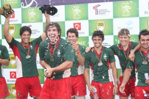 Jogando em casa, os catarinenses venceram a categoria Adulto Masculino e também o Desafio Internacional / Foto: Marcio Garibaldi