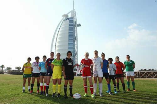 Capitãs das equipes femininas posam para foto antes do início das partidas / Foto: Worldrugby.org