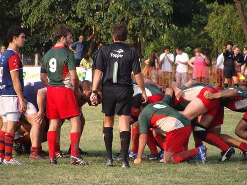 A CBRu sugeriu gradações do rugbyready. Quando informado que todos os jogadores no Brasil têm que ter rugbyready e rugbylaws para jogar, todos se mostraram entusiasmados / Foto: Esporte Alternativo