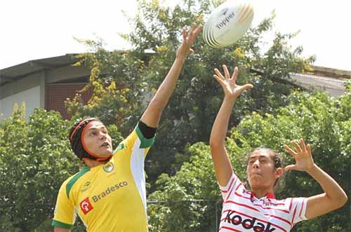 As brasileiras integram o grupo C e enfrentarão Austrália, Estados Unidos e Espanha na primeira fase  / Foto: Dani Mayer/Fotojump