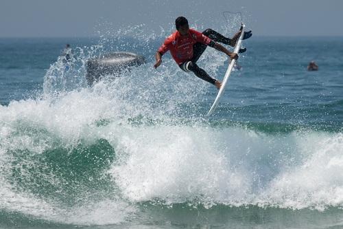 Elivelton Santos e Wesley Dantas acabam eliminados em dura bateria no Round 4 da competição, e Raoni Monteiro para no Round 3 / Foto: ISA / Evans