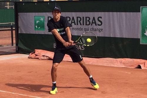 Na partida válida pela segunda rodada, eles até buscaram uma reação no segundo set, mas a dupla adversária Ryan Harrison/Michael Venus sacou com muita consistência e não deu chances para a virada / Foto: Divulgação