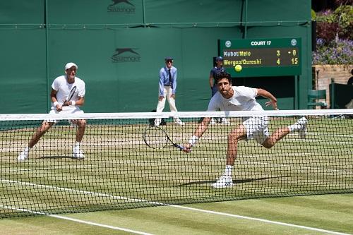 Ele e seu parceiro polonês, Lukasz Kubot, ganharam dos irmãos britânicos Ken e Neal Skupski e, agora, enfrentam o finlandês Henri Kontinen e o australiano John Peers / Foto: Peter Staples / ATP Divulgação