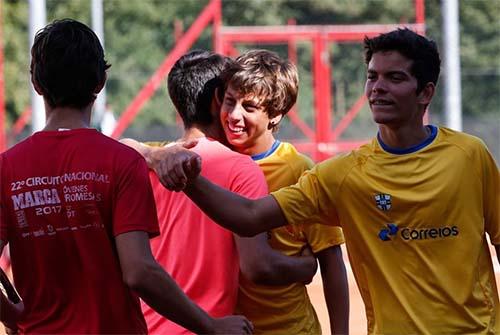 Pedro Bocardin e Natan Rodrigues venceram os dois jogos de simples  / Foto: Srdjan Stevanovic/ITF