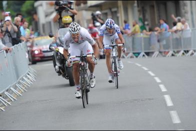 A grande batalha do dia foi protagonizada pelo ciclista norueguês, que é atual campeão do Mundo de Estrada, Thor Hushovd, e pelos os franceses Jeremy Roy e David Moncoutie / Foto: Presse Sports/B.Papon