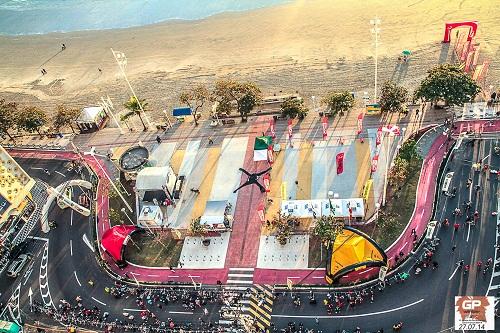 Prova acontece nos dias 22 e 23, no Centro da Avenida Atlântica com 750 m de natação, 20 km de ciclismo e 5 km de corrida para atletas a partir de 14 anos / Foto: Divulgação/SB5 