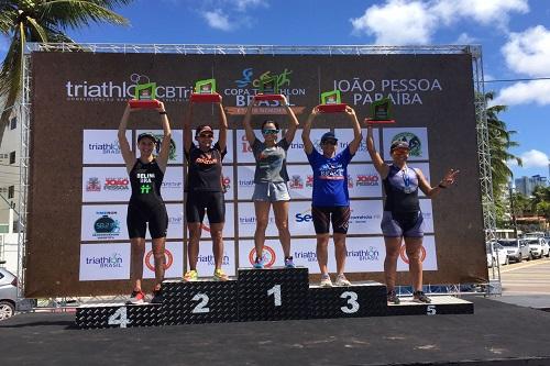 Largada Triathlon Feminino na Rio 2016 / Foto: Divulgação