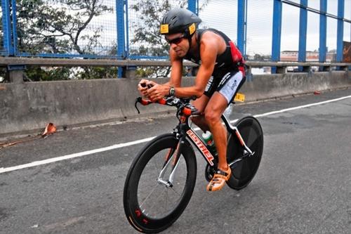 Brasileiro inicia temporada 2014 em competição na praia de Sandpiper, na Flórida / Foto: Divulgação