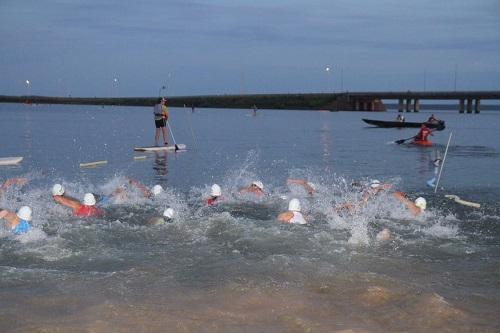 Prova, no 23, na Praia da Graciosa, abrirá a série de eventos no Circuito IRONMAN no país / Foto: Fábio Falconi/Unlimited Sports