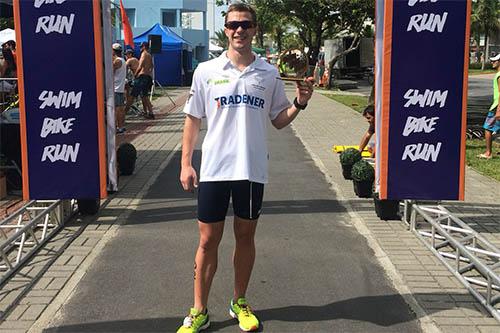 Atleta ficou com o bronze do 11º Triathlon de Verão Guaratuba (PR) / Foto: @eduardolass