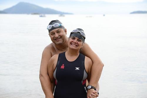 Janaína Manso lutou contra o câncer durante 10 anos, com incentivo do marido começou no esporte e concluiu 750 m para a natação, 20 km de pedal e 5 km de corrida / Foto: Hélio Graça/Action Paraty