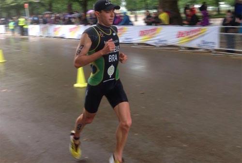  Bruno Matheus participou no domingo, dia 15 de Setembro, de mais uma etapa do World Triathlon Series / Foto: Jorge Cammarata