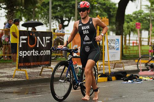 Bruna Mahn venceu a última etapa e lidera o ranking profissional  / Foto: João Neto/Jump