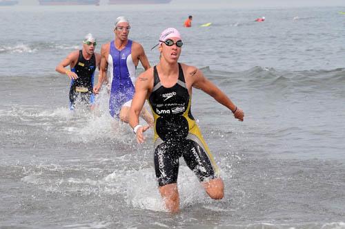 Vanessa Gianinni é uma das atrações da etapa de abertura do 21º Troféu Brasil de Triathlon / Foto: João Pires / Jump